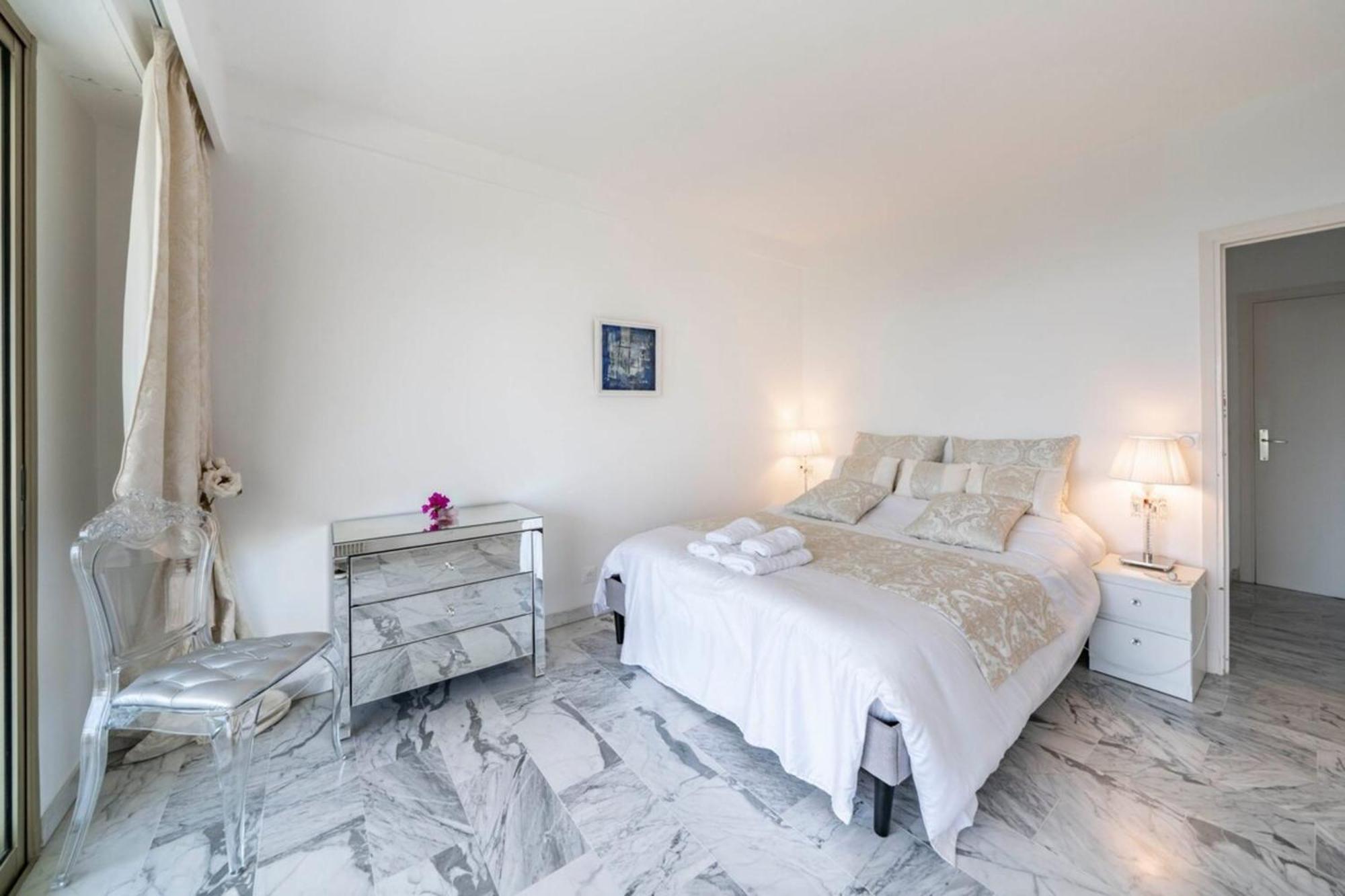 Bright One-bedroom In A Quiet Area Wswimming Pool * Cannes